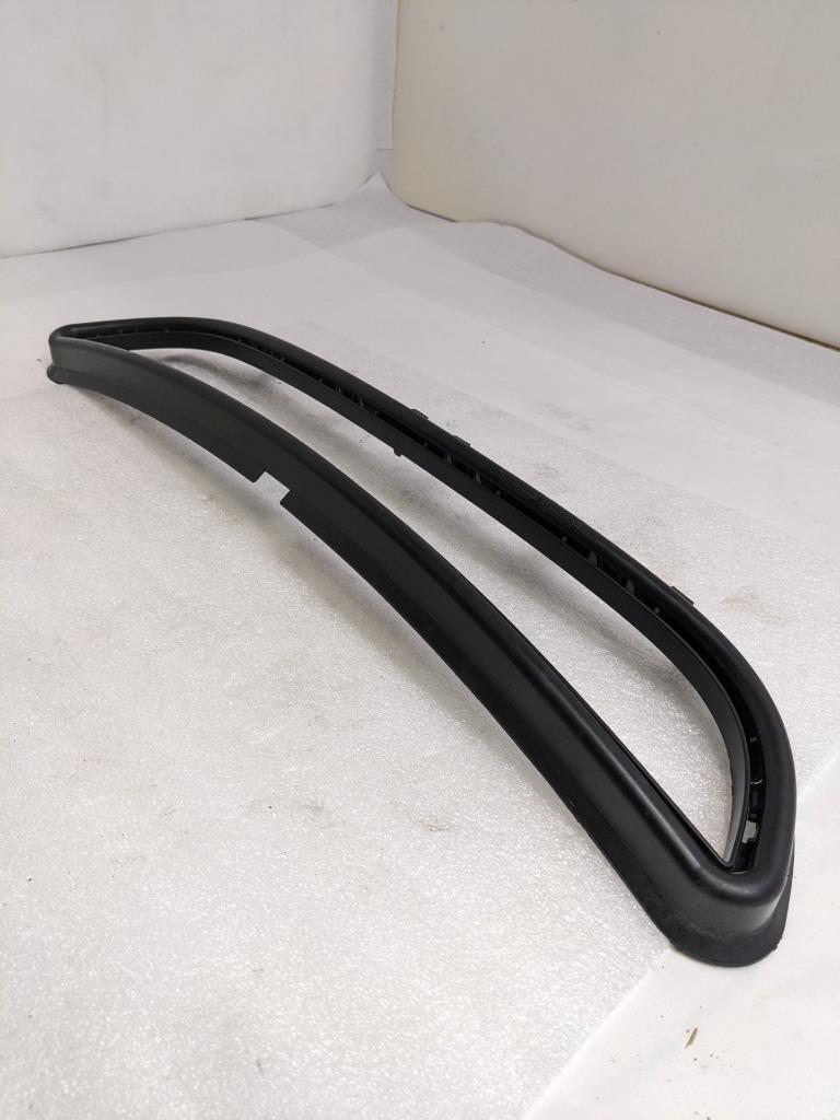 PORSCHE 99750554101 FRONT CENTER GRILLE FRAME FOR PORSCHE USED R24