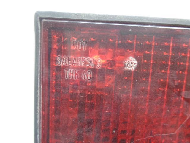 PORSCHE 477945214 RIGHT TAIL LIGHT LENS FOR 924S/944/944S/944 TURBO USED R20