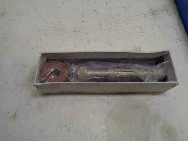 NEW TULI INTERNATIONAL RING STRETCHER - FACTORY SAMPLE SR