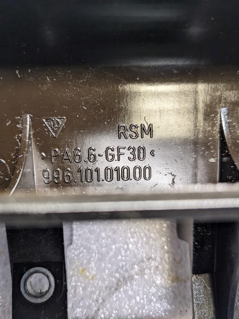 PORSCHE BOXSTER CAYMAN ENGINE MOTOR OIL SEPERATOR 99610101000 USED 996.B.G.L.