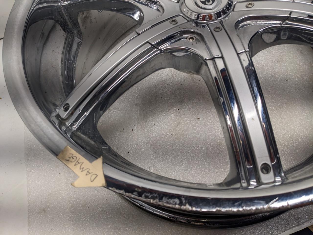 PAIR OF LEXANI LX-6 CHROME CUSTOM WHEELS 20X8.5 ET15 5X115 DISCONTINUED USED B2