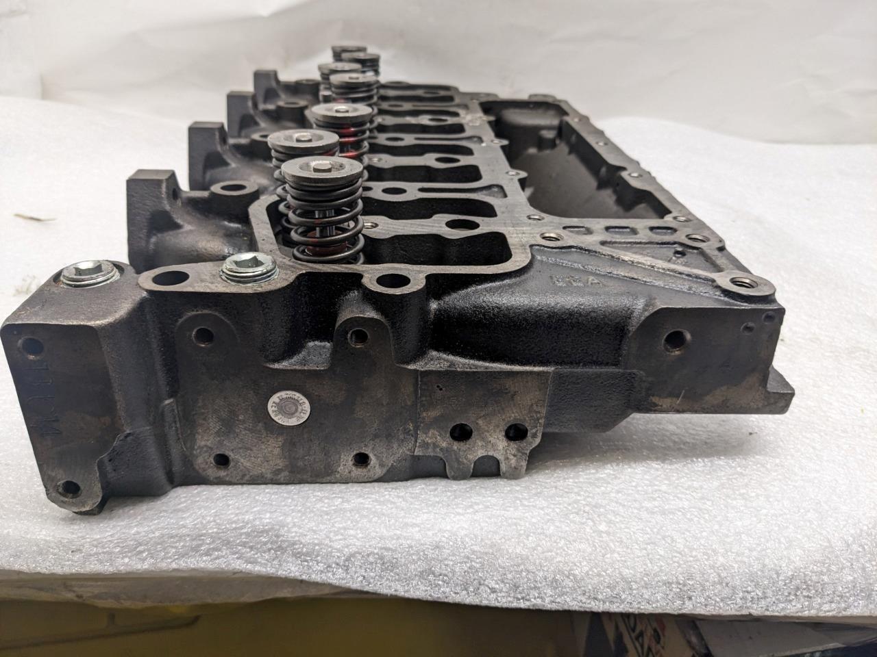 CUMMINS 2831041 Case Cummins Cylinder Head FOR 450/430/440 CASE Dozer NEW R18
