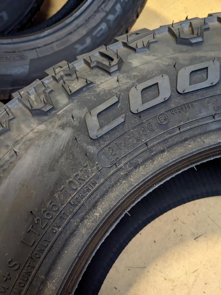 COOPER DISCOVERER RUGGED TREK LT 265 70 17 121/118Q LRE 10PLY TIRE 170055007 CQ2