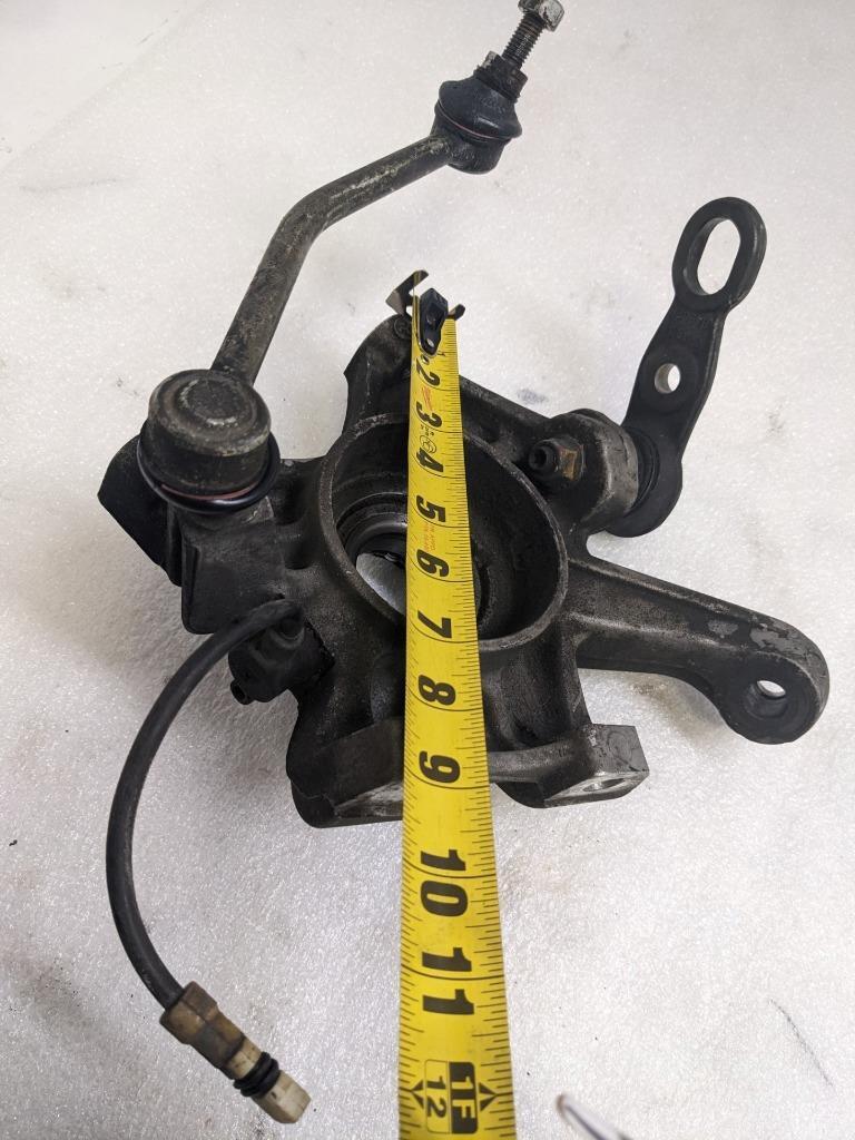 PORSCHE 993 OEM DRIVER SIDE STEERING KNUCKLE 99334165705 USED R20