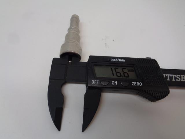 NEW AIR NOZZLE FITTINGS LOT OF 300 R28