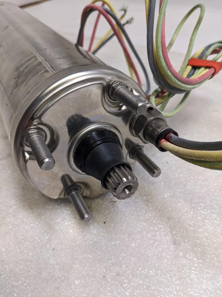 FRANKLIN ELECTRIC 2243019204 4" SUBMERSIBLE WELL MOTOR 3-WIRE 2HP 230V NEW H2