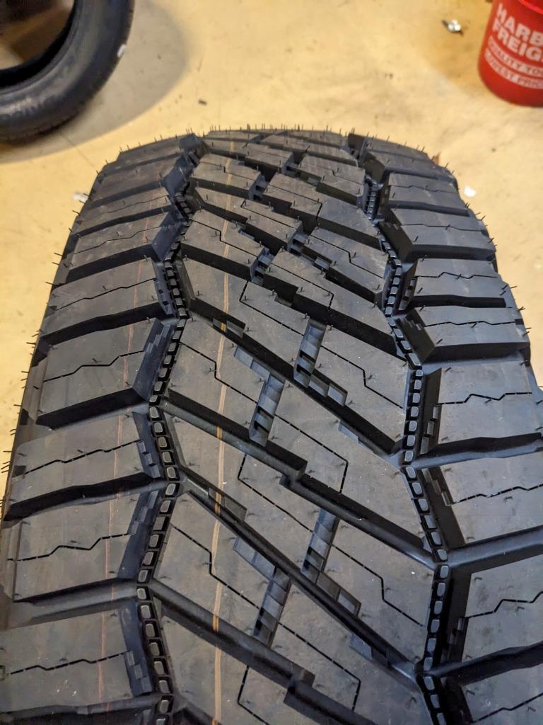 MILESTAR PATAGONIA XT BSW LT 38X13.50R17 127Q LRD 8PLY ALL TERRAIN TIRE 22230006