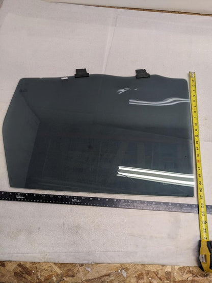 PORSCHE 95854261113 DOOR GLASS FOR CAYENNE 2011-2018 NEW PGB2