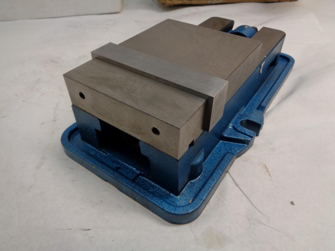 NEW GENERIC 6" MILLING MACHINE BENCH VISE R28