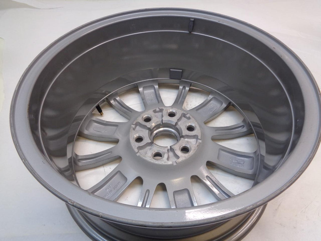 NEW OEM CADILLAC XT5 WHEEL 18x8 6x120 ET50 23101924 WR