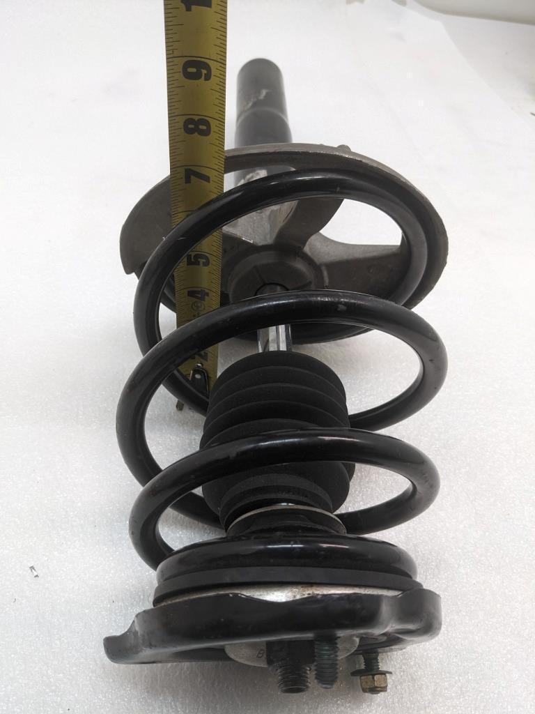 PORSCHE 911/996 LEFT FRONT STURT WITH SPRING 99634304318 USED R23