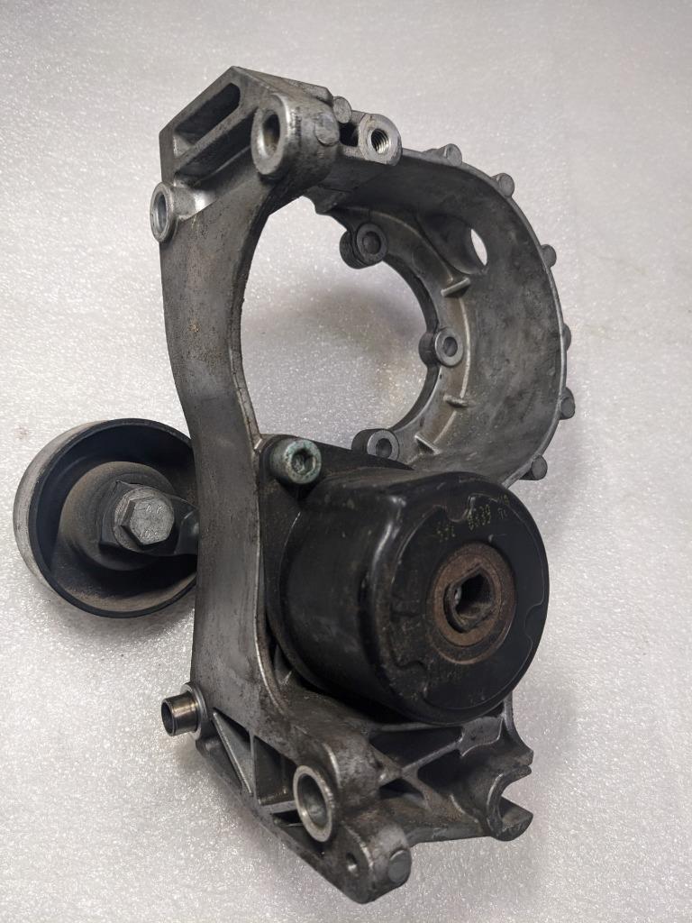 PORSCHE 911/BOXSTER 3.2 POWER STEERING PUMP HOUSING 9961021602R USED 996B.G.L.