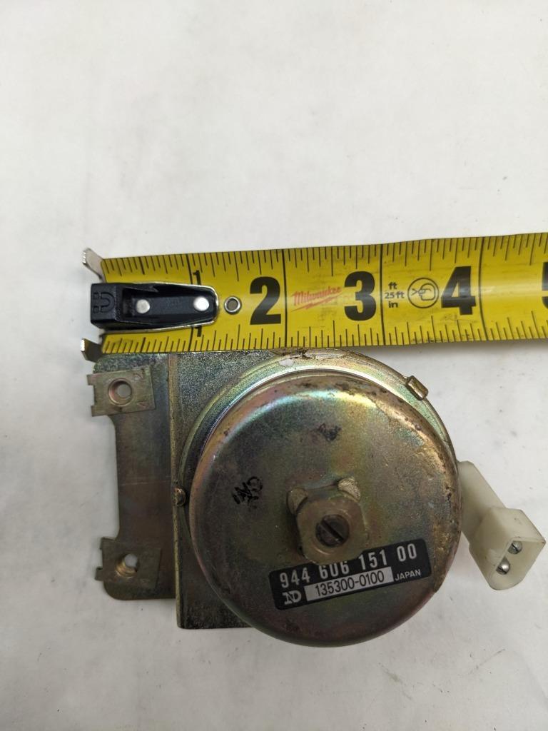 PORSCHE 83-85 944 ALTITUDE CONTROL MODULE 94460615100 #3 USED R21T2