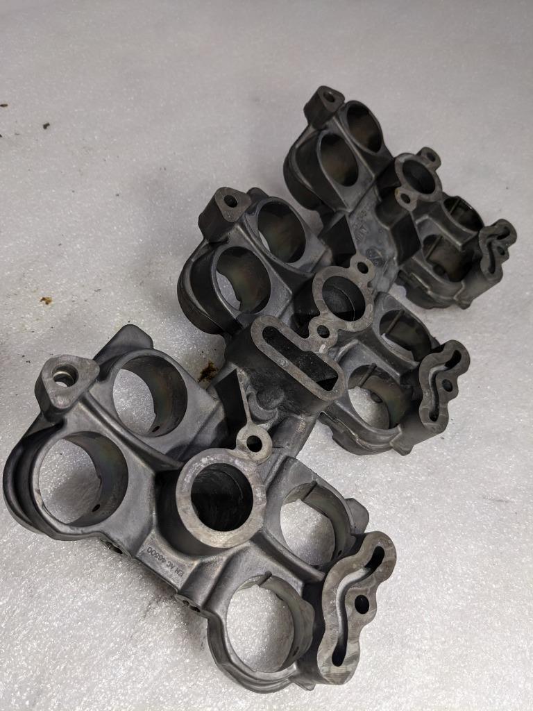 PORSCHE 911 BOXSTER PESTLE/TAPPET HOUSING 99710404300 USED 996B.GL