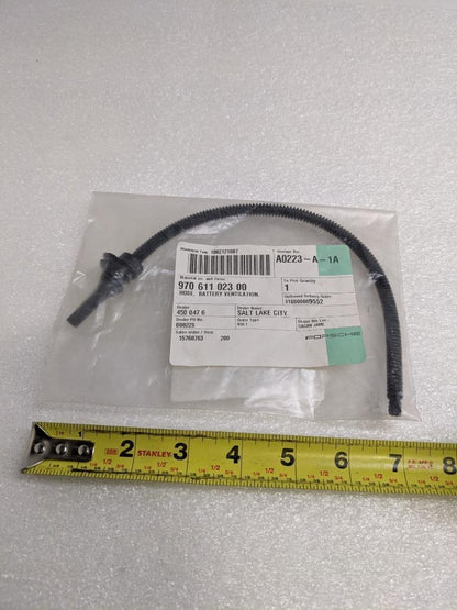 PORSCHE 97061102300 BATTERY VENT HOSE FOR 10-16 PANAMERA 4S NEW PGB2TB
