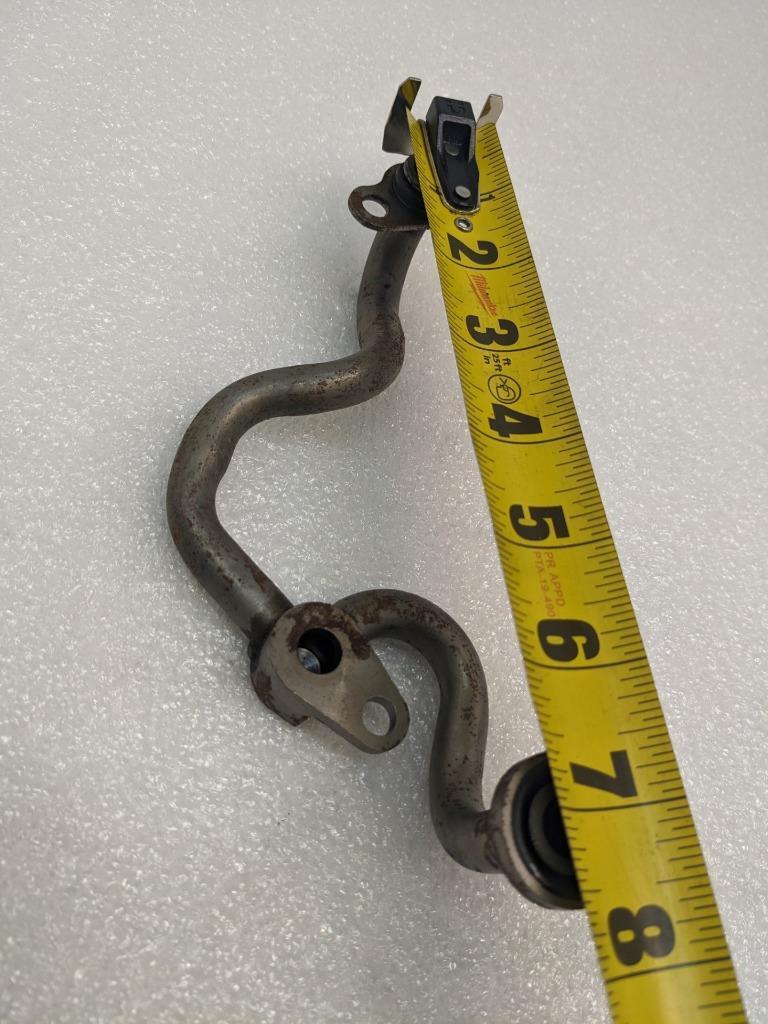 PORSCHE MACAN 15-18 ENGINE OIL LINE PIPE  94610703331 USED R21SPB