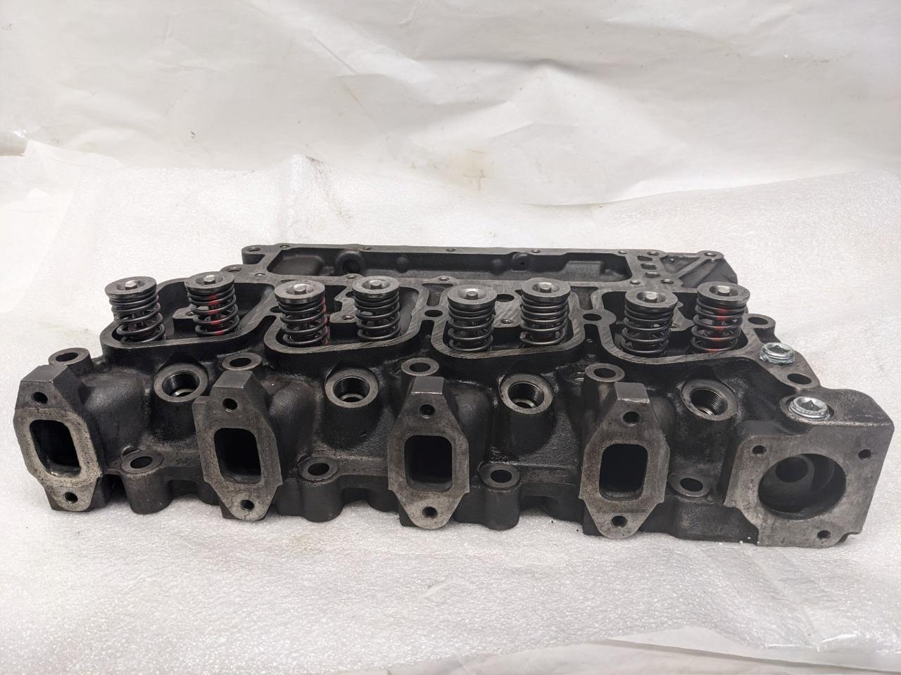 CUMMINS 2831041 Case Cummins Cylinder Head FOR 450/430/440 CASE Dozer NEW R18
