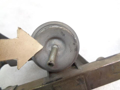 PORSCHE FUEL RAIL AND FUEL REGULATOR FOR 83-85 PORSCHE 944 USED R20