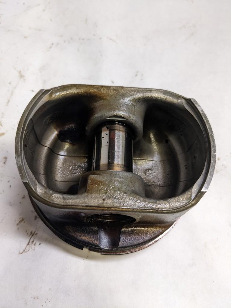 PORSCHE BOXSTER 987 05-08 PISTON CYLINDER (1) 09309481 USED 996G.L