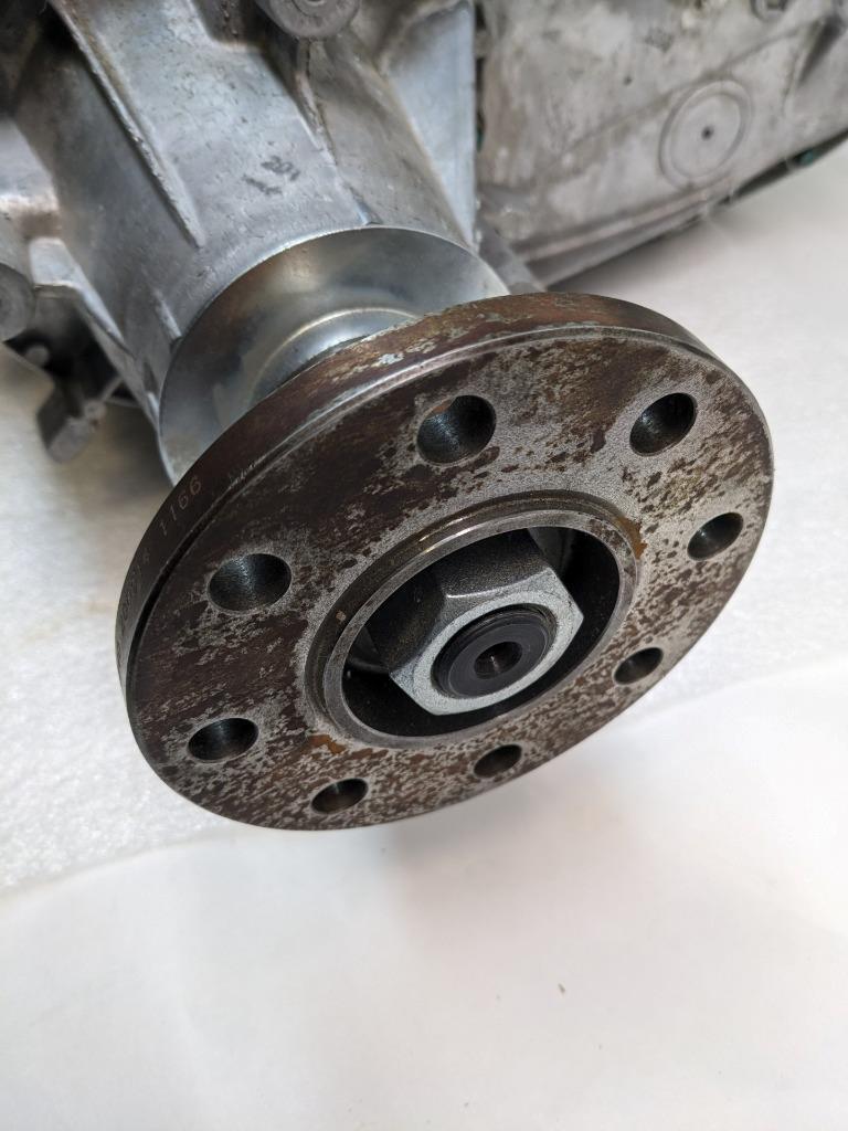 DAMAGED FORD GC347A195GA MANUAL SHIFT TRANSFER CASE ASSEMBLY FOR F350SD NEW B2