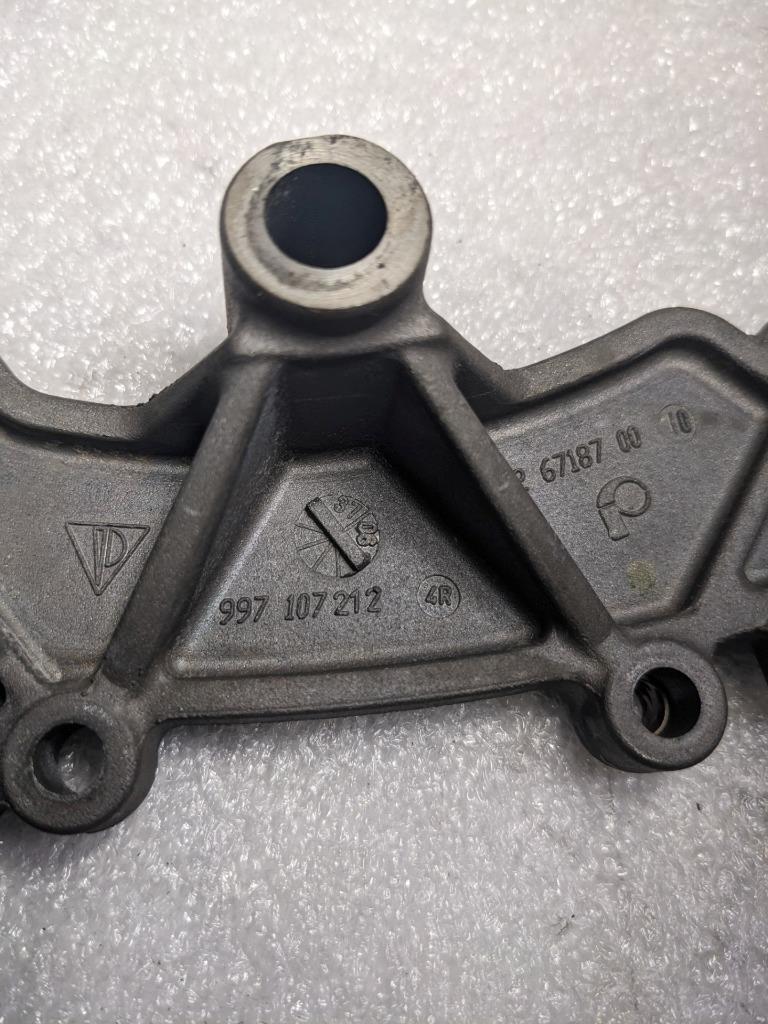 PORSCHE 911/986 BOXSTER OIL PUMP PIECE 99710721244R USED 996BGL