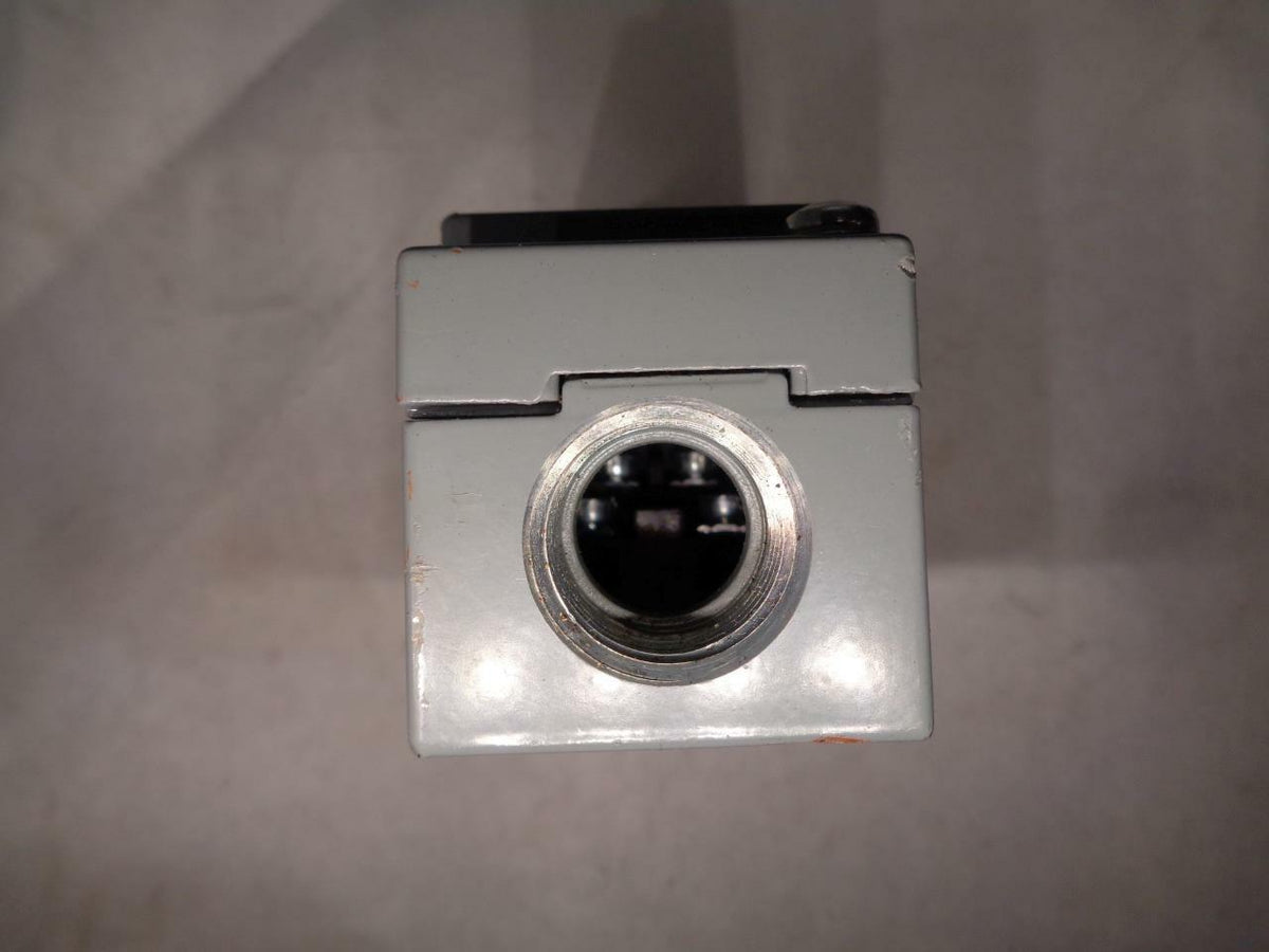 1 NEW SQUARE D 9007 C54 BS LIMIT SWITCH R4 TC