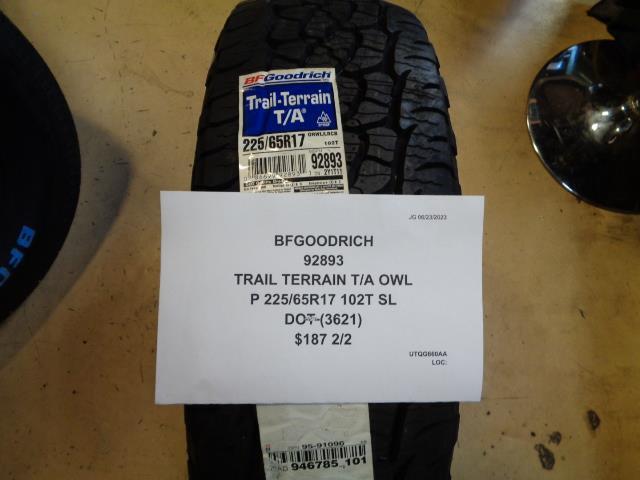 BFGOODRICH TRAIL TERRAIN T/A OWL P 225 65 17 102T SL ALL SEASON TIRE 92893 CQ2