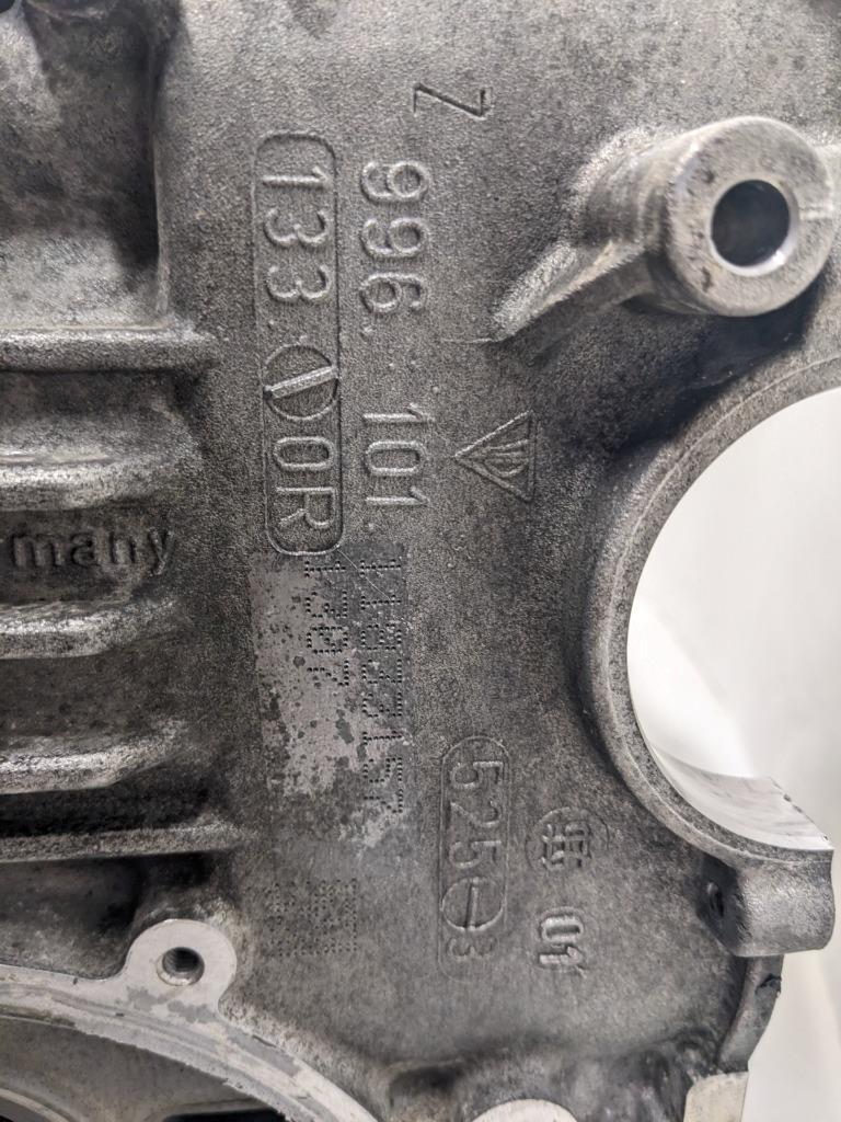 PORSCHE RIGHT/LEFT BARE ENGINE CASE FOR 97-04 BOXSTER 2.7L USED 996BGL2