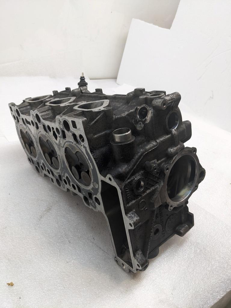 PORSCHE 911/996 CYLINDER HEAD ASSEMBLY W COVER 9961046710R SR: 51468 USED 996GL2