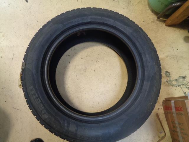 2 PIRELLI WINTER SOTTOZERO 3 (*) BMW P 225 60 17 99H SL SNOW TIRES 2467600 BQ1