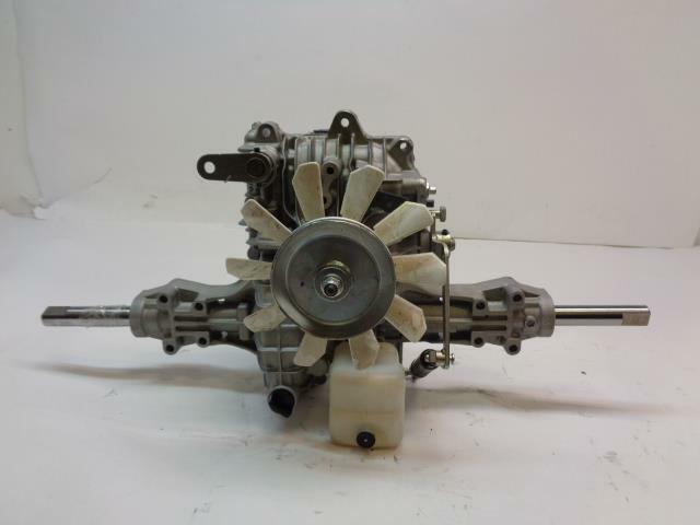 NEW GENUINE TUFF TORQ HYDROSTATIC TRANSMISSION 618-07312 7A632084860 K62AH K2