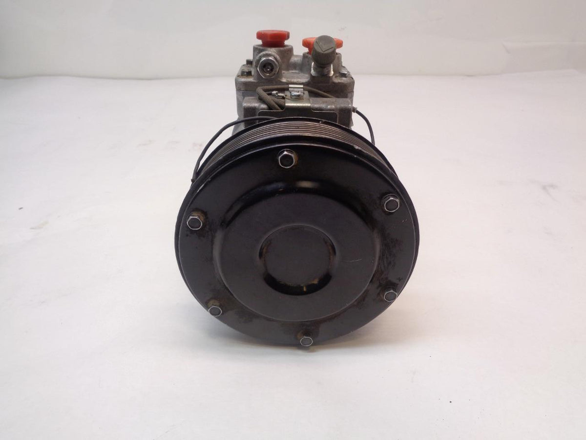 USED DENSO JOHN DEERE AC COMPRESSOR AN221429 for TRACTORS BACKHOES DOZERS R1