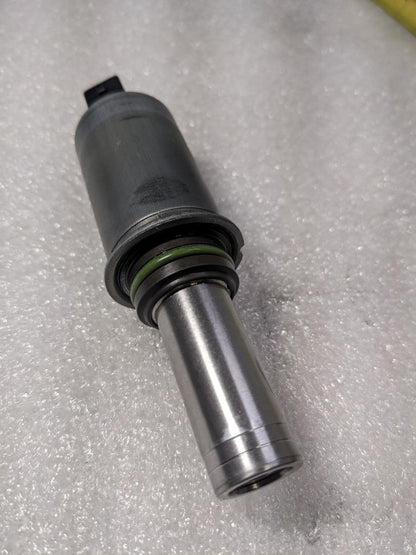 PORSCHE BOXSTER CAYMAN/911 CAMSHAFT ADJUSTER SOLENOID 99610530305 USED 996B.GLT3