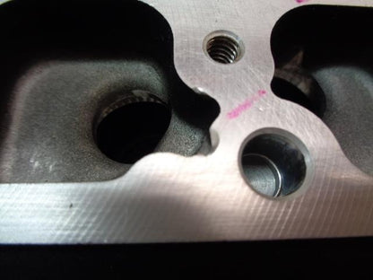 1 USED PAIR OF HARLEY DAVIDSON ROAD KING 2006 CYLINDER HEADS R16