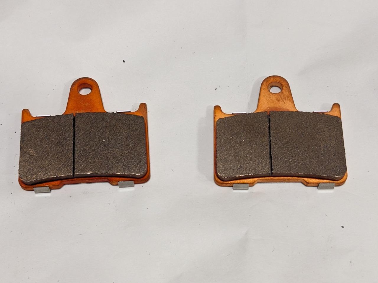 Harley-Davidson Original Equipment 41300053 Rear Brake Pads Fits XL Models R21T4