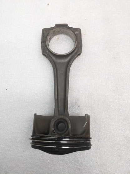 PORSCHE CAYENNE PISTON CONNECTING ROD #1 (CRACKED) 9461191R USED R24