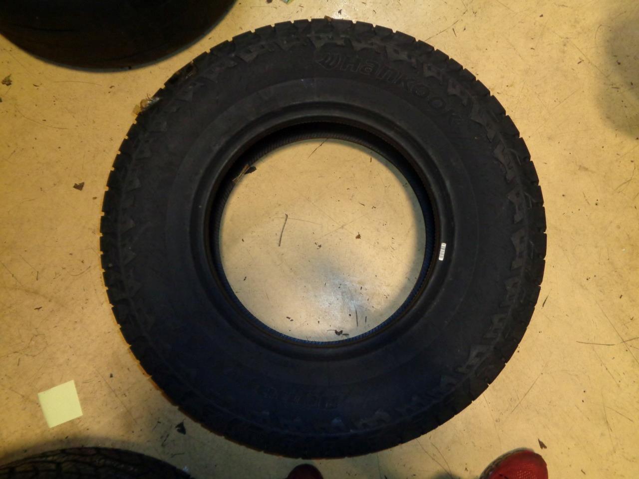 1 HANKOOK DYNAPRO AT2 BSW (RF11) P 255 75 17 115T SL TIRE 1021538