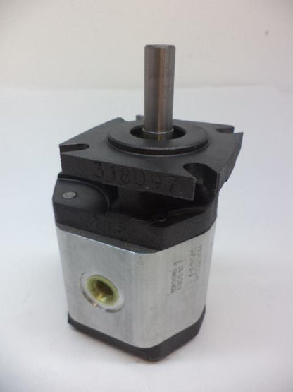NEW MARZOCCHI HYDRAULIC GEAR PUMP GHP1AQ-D-9 ALUMINUM R32T2