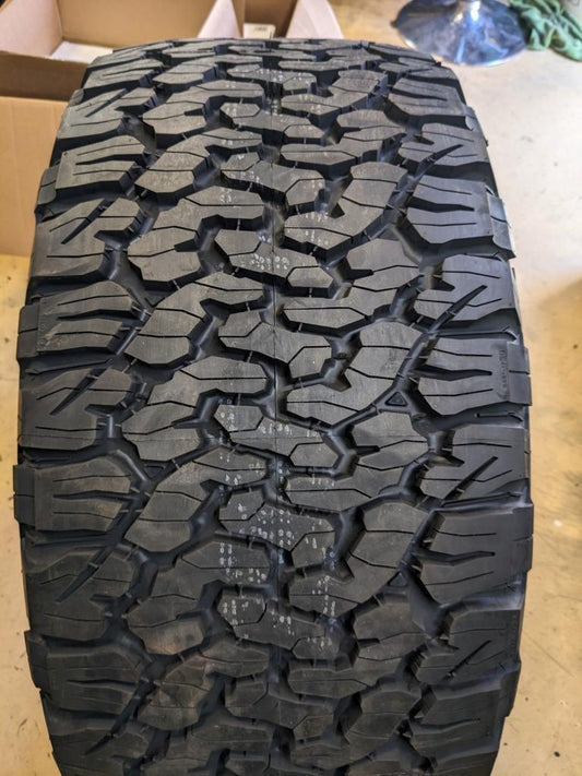 2 BFGOODRICH ALL TERRIAN T/A KO2 BSW LT 305 50 20 117/114S LRE 10PLY TIRES 10095