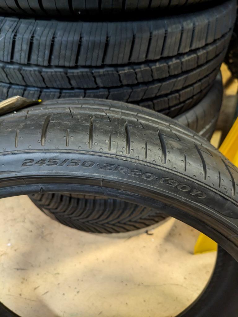 PIRELLI P ZERO PZ4 (AO) AUDI P 245 30 20 90Y XL SUMMER TIRE  2800200 CQ3