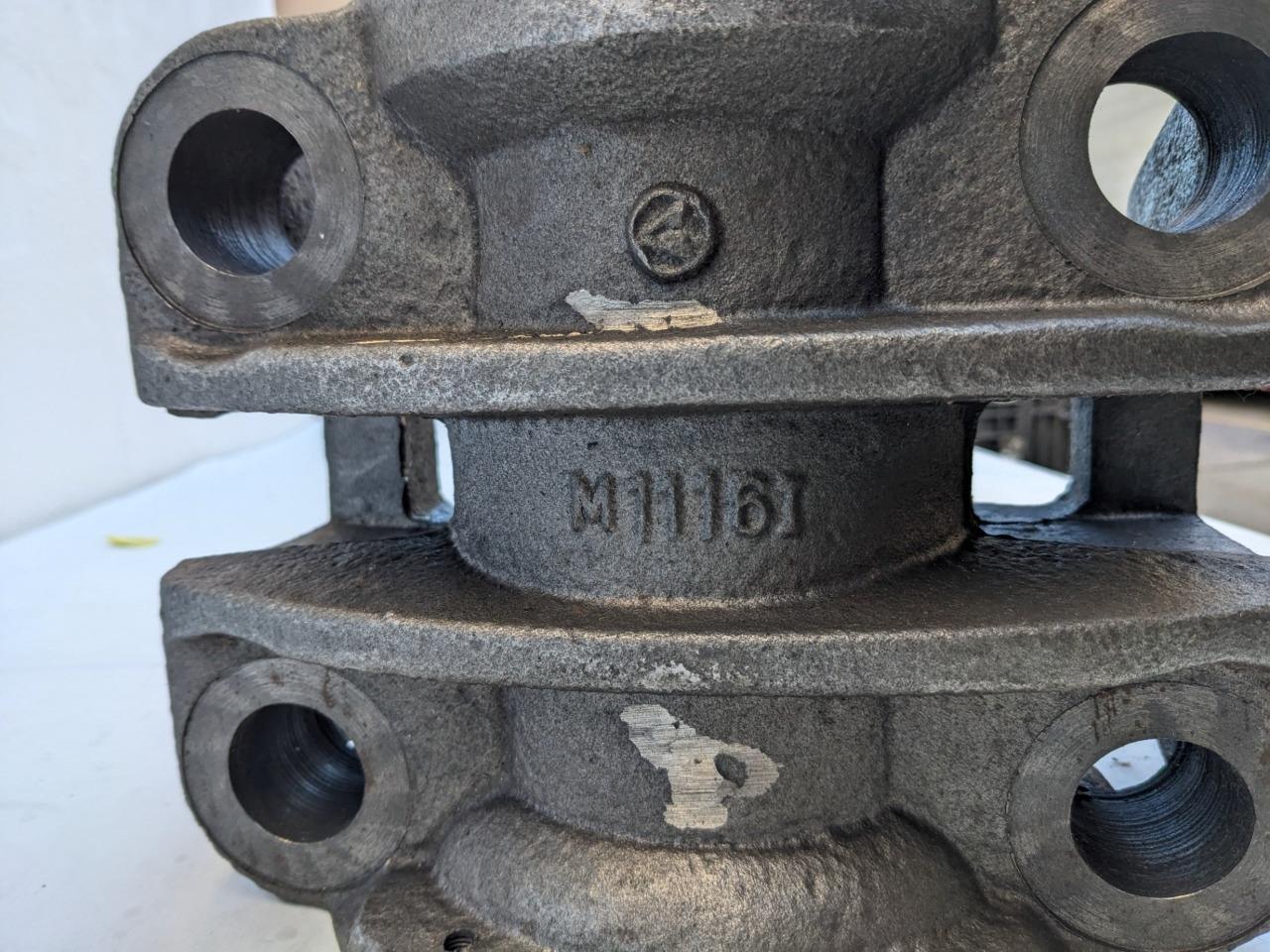 AUTOMANN MACK STYLE TRUNNION 3-1/2" X4"  M1116I R15