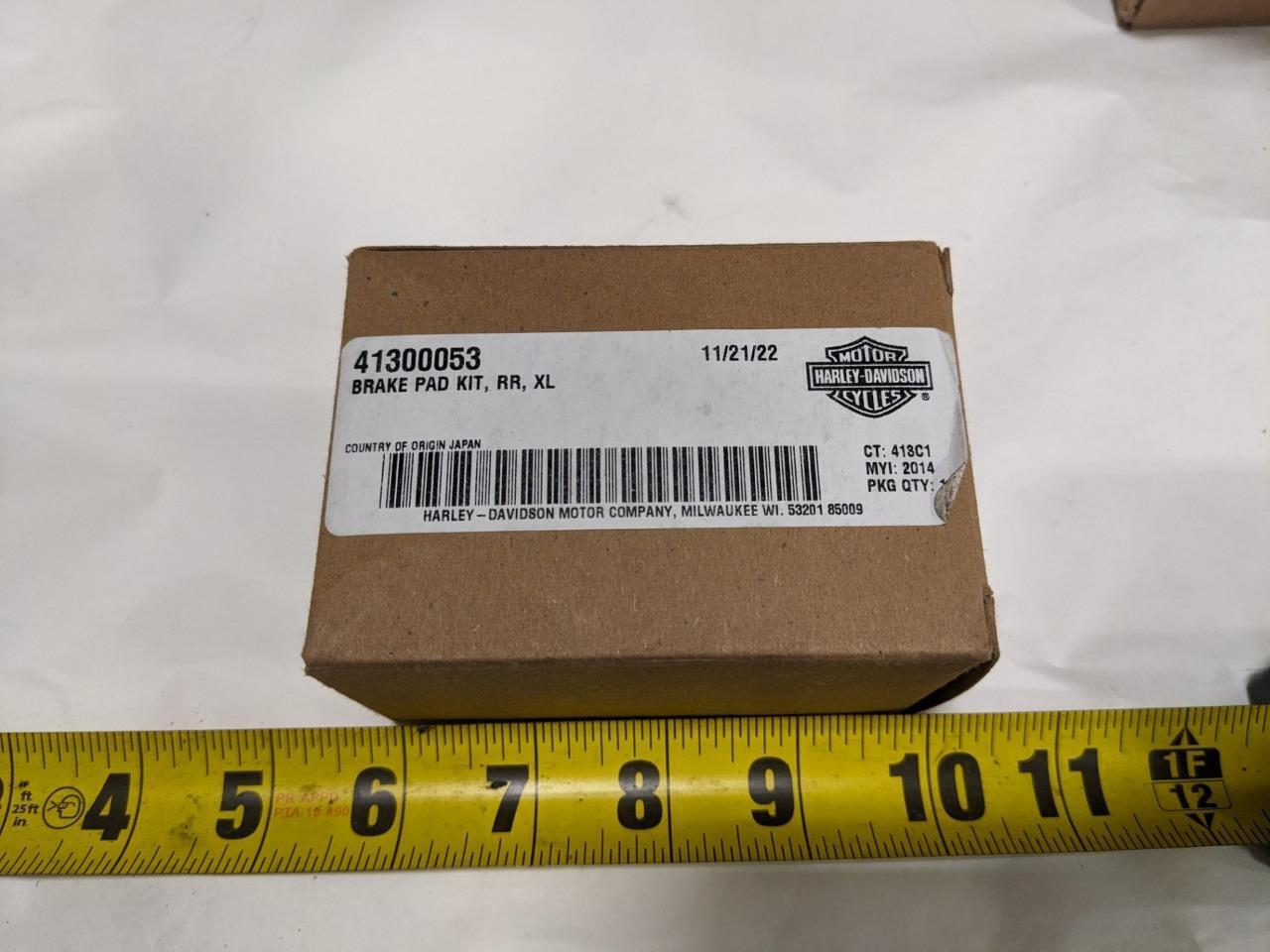 Harley-Davidson Original Equipment 41300053 Rear Brake Pads Fits XL Models R21T4