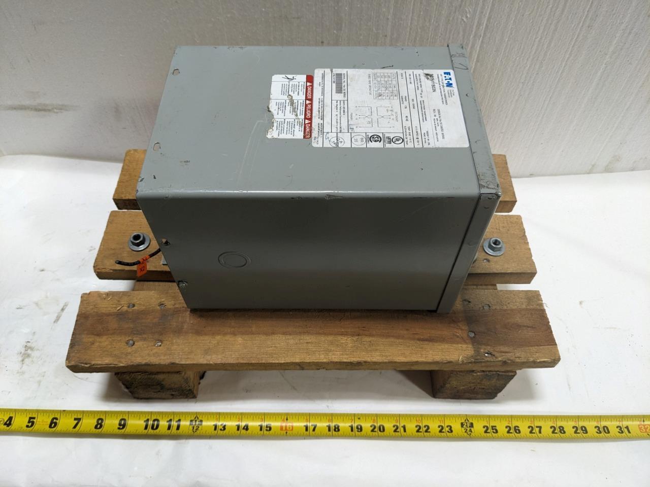 Eaton Cutler Hammer S20N11S03N  Phase 1 3000VA Class H Transformer NEW BSRG2