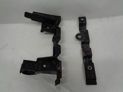 USED PORSCHE CAYENNE WATER TUBE MOUNTING UPPER/LOWER PIECES 948 106 059 03 R25T2