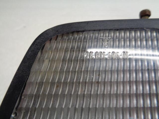 Porsche 928 Rear Tail Light ASSEMBLY RIGHT USED GENUINE 928 631 404 01 R25T3