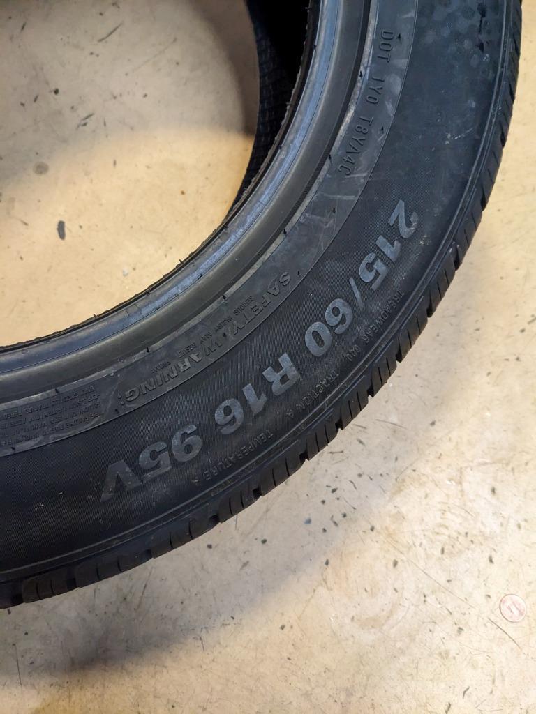 KUMHO SOLUS TA71 P 215 60 16 95V SL TIRE 2169603 CQ1