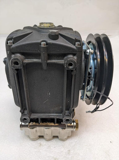 VERMEER/MCLAUGHLIN 8031388 WATER PUMP T2021L AND CLUTCH 5.6 NEW #2 K2