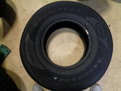 1 NOS TIRE GOODYEAR ASSURANCE CS FUEL MAX 265 75 16 116T SL 755292383