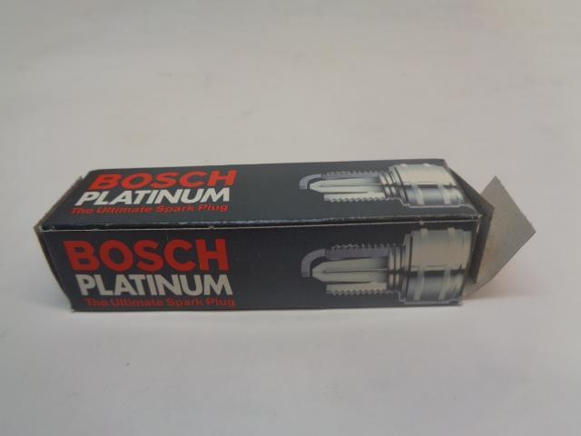 BRAND NEW BOSCH PLATINUM DODGE SPARK PLUG 4 PACK 4237 R13T3