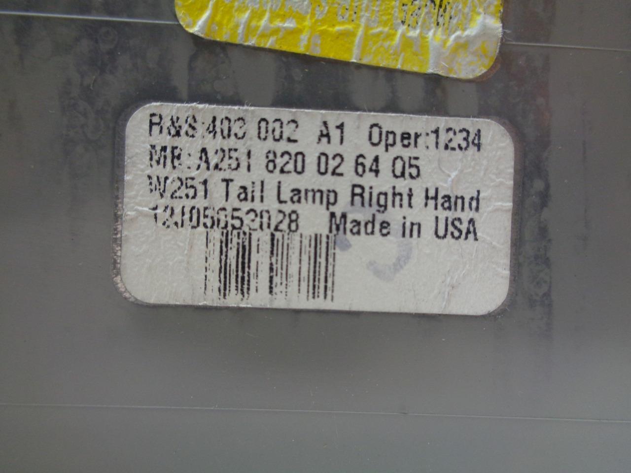 GENUINE 2006-12 MERCEDES R 350 RIGHT TAIL LIGHT LAMP ASSEMBLY 2515201664 SR